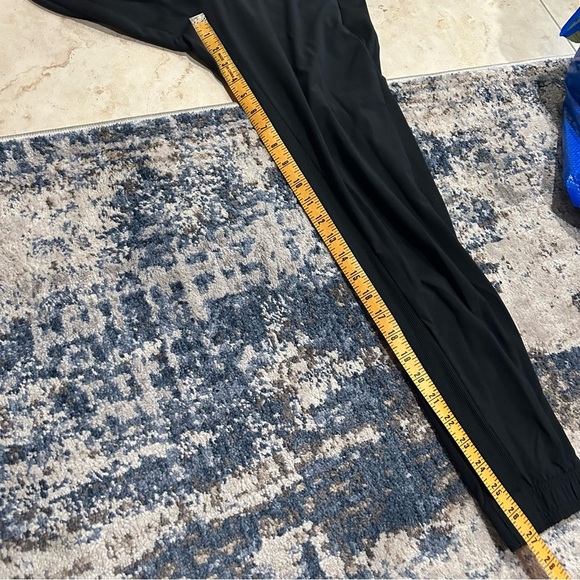 Athleta Black Brooklyn Joggers Size 4 - Picture 9 of 9